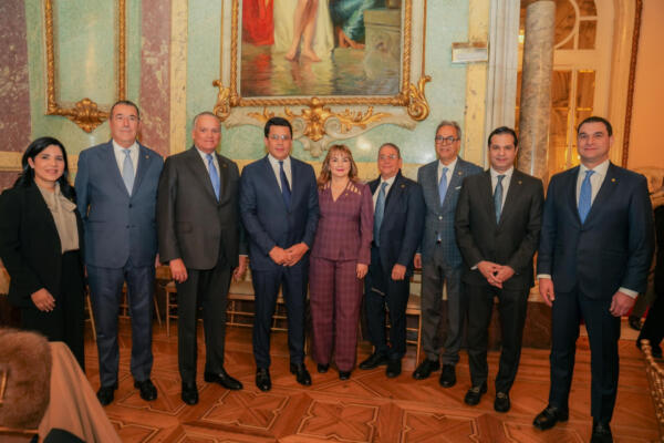 Durante esta destacada feria internacional, el banco acompañó negociaciones que representan una inversión total estimada en US$6,200 millones para 36 proyectos turísticos en el país.