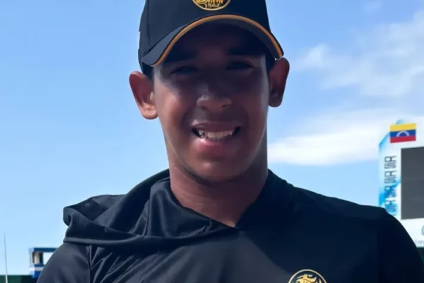 En el Top 10 aparecen siete jugadores dominicanos, cifra que se amplía a 14 dentro del Top 20, frente a seis venezolanos. Del puesto 21 al 30 el panorama cambia, con mayor presencia venezolana y cubana, aunque en el balance general los quisqueyanos vuelven a imponerse.