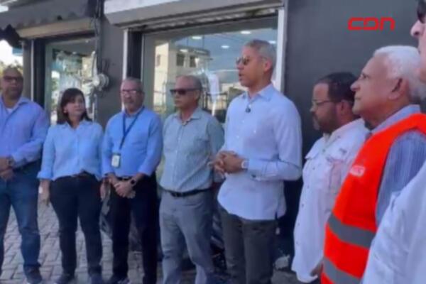 Coraasan y MOPC impulsan solución de agua potable y saneamiento en la avenida Franco Bidó.