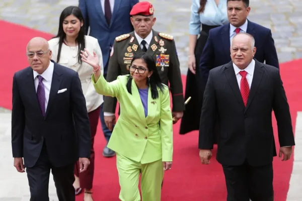 La presidenta encargada de Venezuela, Delcy Rodríguez. (FOTO: EFE.