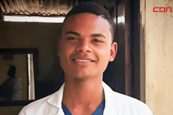 Organismo de derechos humanos denuncia que un estudiante de medicina cumple 20 años de condena con la identidad de una persona fallecida desde 2013.