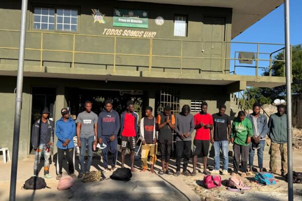Ejército detiene a 12 nacionales haitianos indocumentados en Santiago Rodríguez