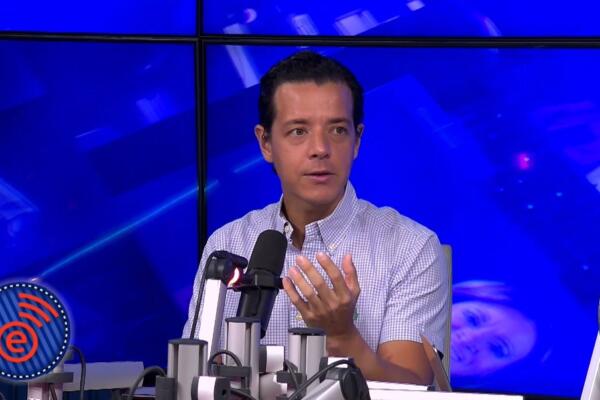 Felipe Vallejos, analista internacional.