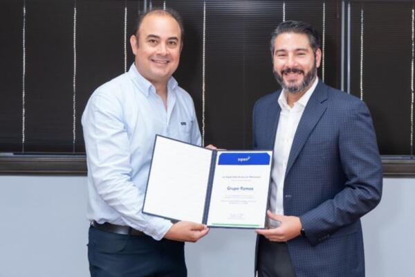 Iván Mejía, Presidente Grupo Ramos y Francisco A. Torres, Superintendente de Pensiones