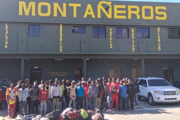 Ejército detiene 50 haitianos indocumentados en San Juan