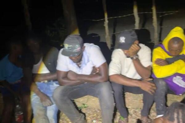 Ejército localiza con drones grupo de haitianos indocumentados en una vivienda en construcción en Dajabón