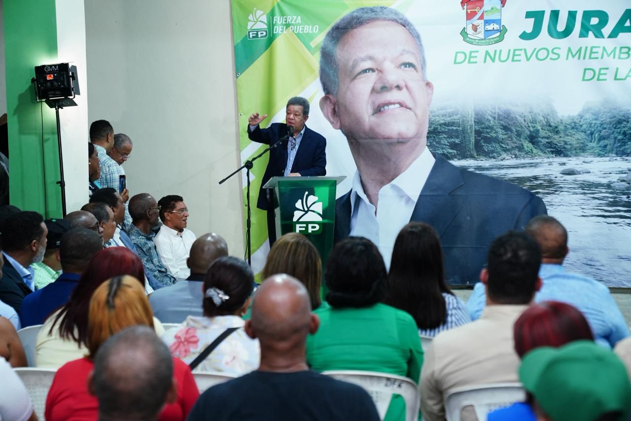 Leonel Fernández acusó al PRM de utilizar fondos del Seguro Nacional de Salud (Senasa) para “comprar elecciones”.