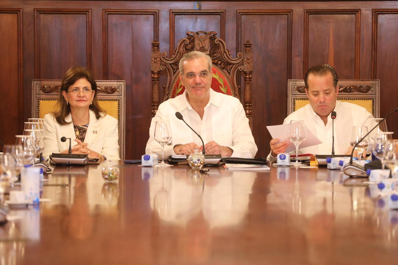Presidente Luis Abinader encabeza Consejo de Ministros extendido para trazar prioridades del Gobierno en 2026