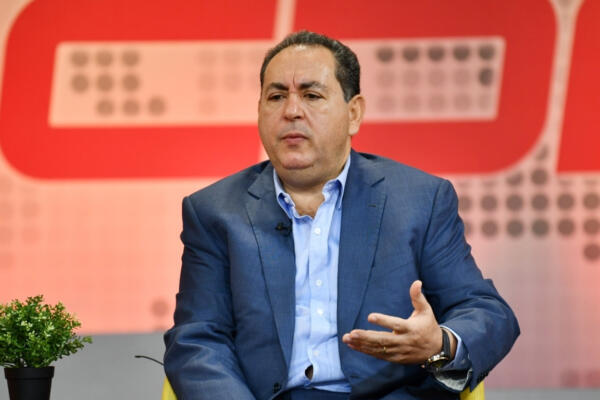El doctor Mario Lama presentó su renuncia como director ejecutivo del Servicio Nacional de Salud (SNS) por motivos personales.