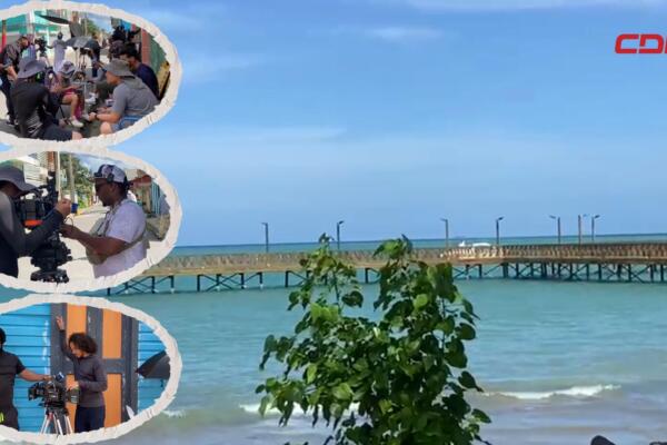 Equipo de producción del largometraje Elena y el Mar durante el rodaje en Miches, El Seibo, donde calles y costas del municipio forman parte del relato cinematográfico.