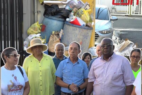 Residentes de la urbanización Mirador del Oeste piden solucionar la recogida de basura