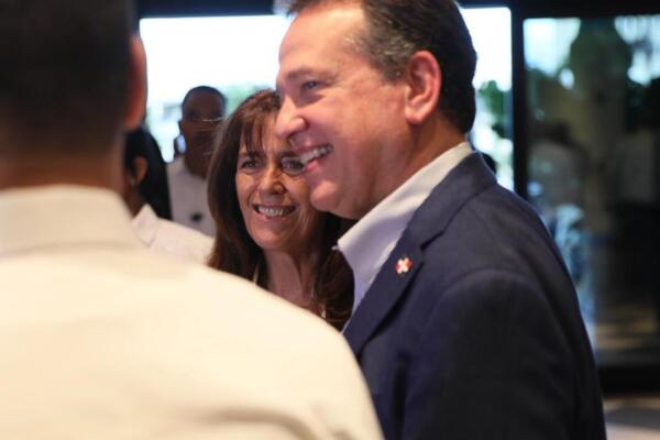 Presidente electo de Chile alaba turismo y seguridad RD