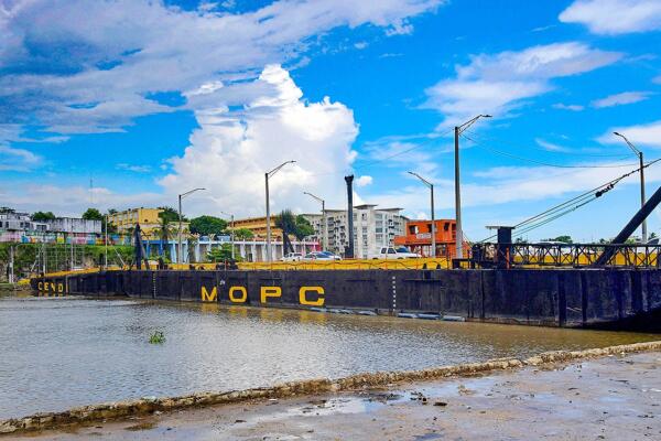 Obras Públicas cerrará el Puente Flotante por dos horas este sábado