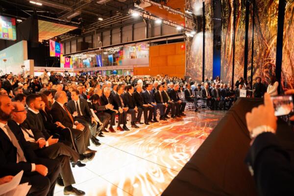 RD cierra Fitur con cifras récord y nuevas alianzas en conectividad aérea