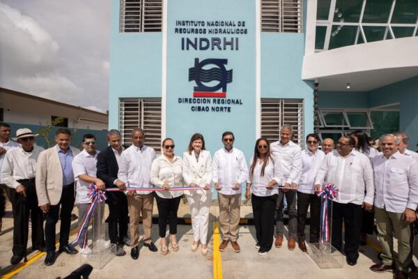 Raquel Peña inaugura sede regional del Indrhi en Santiago y entrega obras para riego