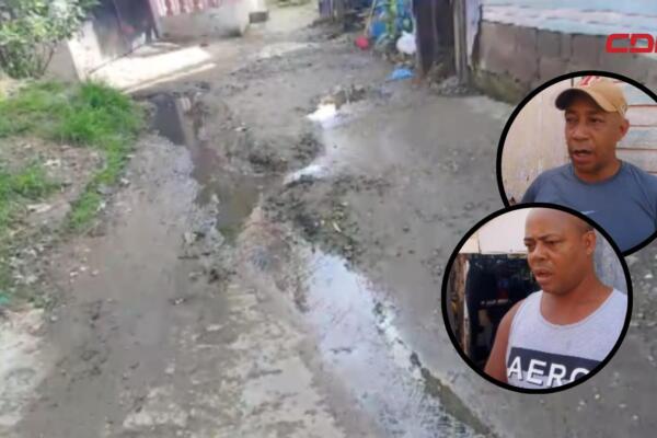 Aguas residuales desbordadas en calles del sector Padre Granero, en Puerto Plata, mantienen en alerta a residentes por los riesgos sanitarios que generan.
