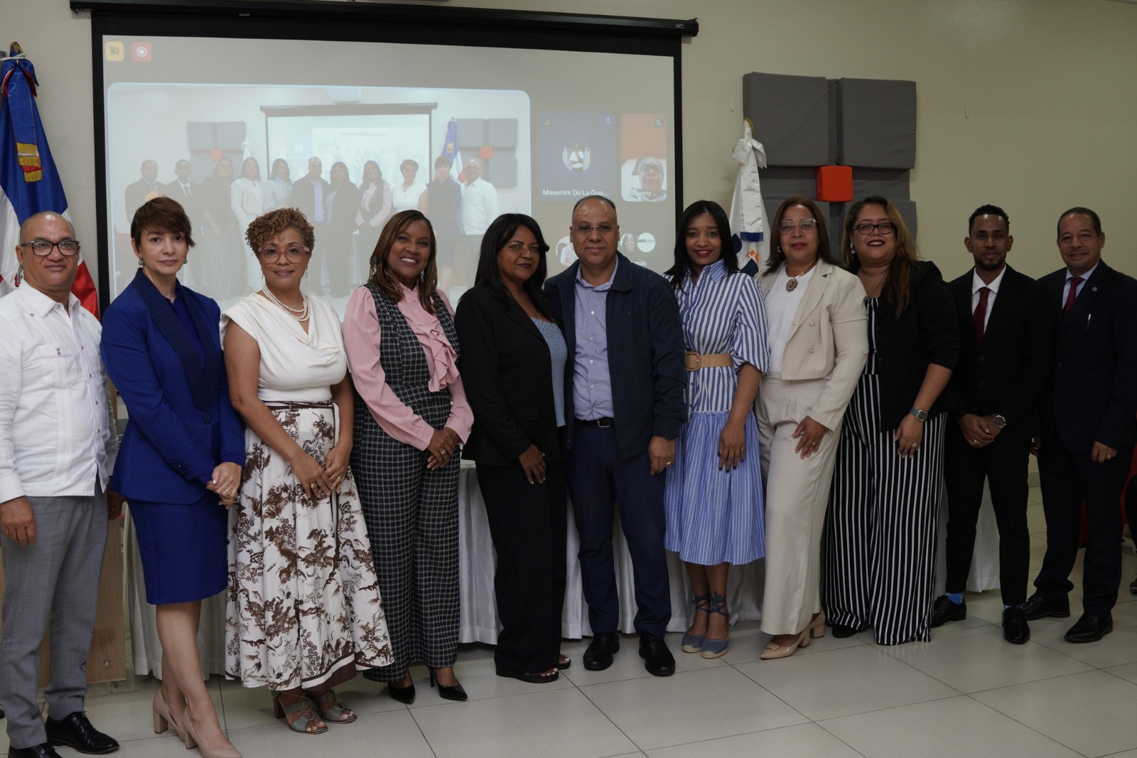 UAPA reconoce docentes por sus aportes a la quinta reforma curricular