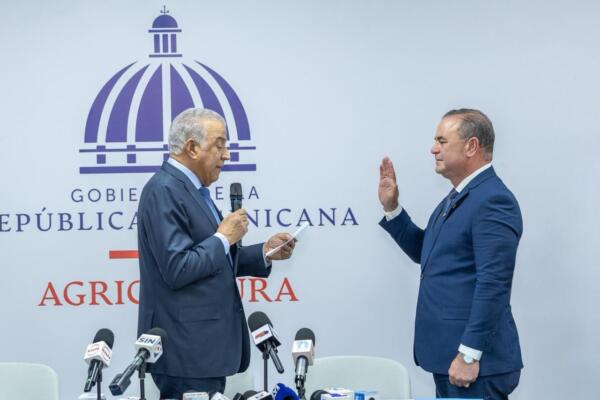 Oliverio Espaillat agradeció la designación hecha por el presidente Luis Abinader.