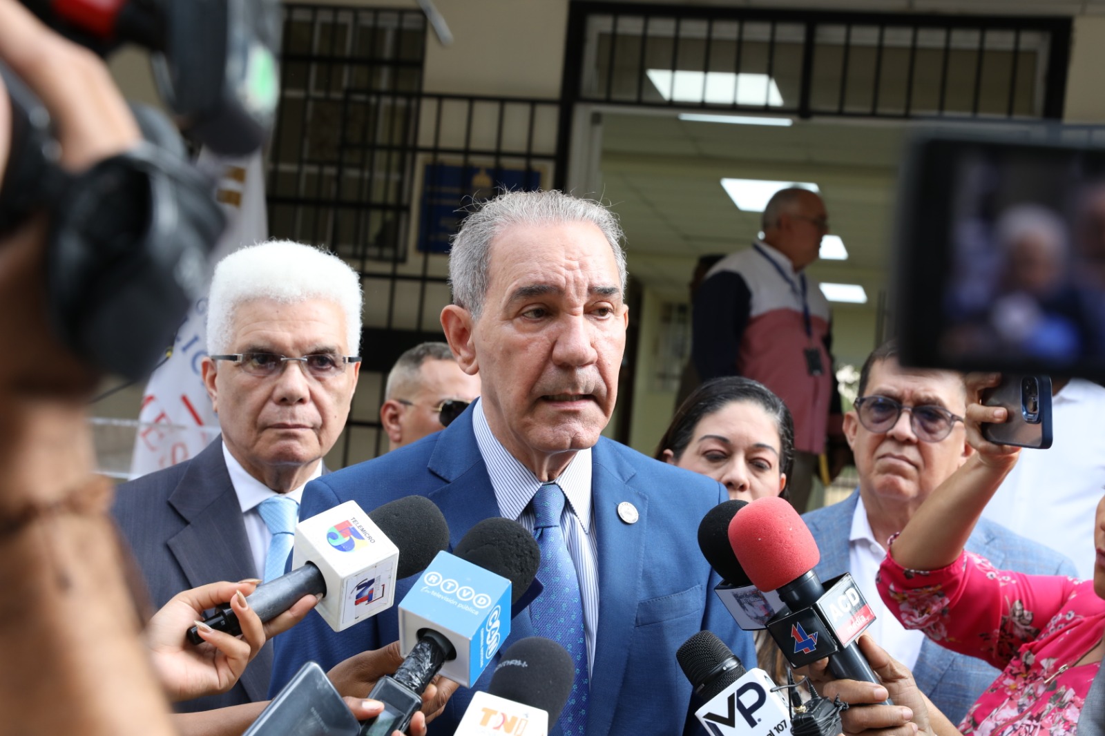 García Fermín resalta beneficios del inglés por inmersión en el futuro de los jóvenes dominicanos