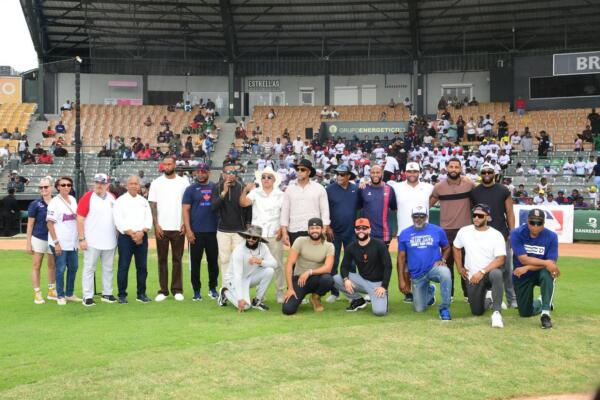 Fernando Tatis Jr, Cristopher Sánchez, Bryan de la Cruz, Emilio Bonifacio, Robin Canó, Edwin Encarnación y George Bell, entre otros, sirvieron de instructores