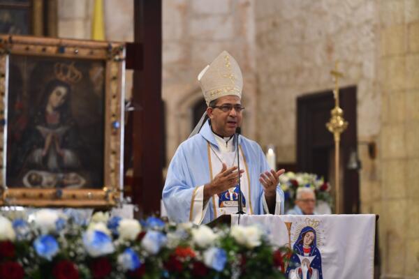 El arzobispo coadjutor de Santo Domingo, monseñor Carlos Tomás Morel Diplán.