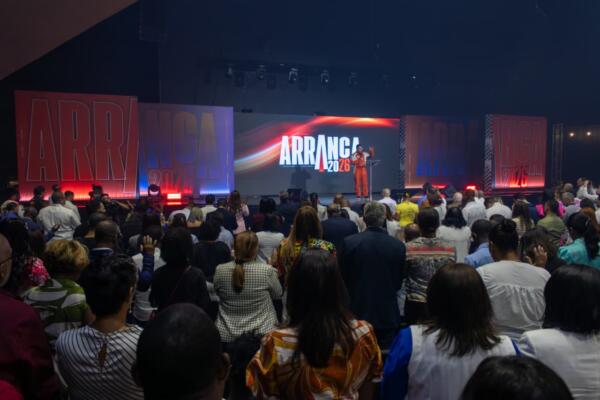 Dío Astacio encabeza la capacitación “Arranca 2026” 