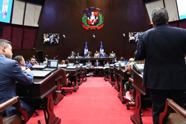 Los oficialistas insistieron en que el debate político debe centrarse en propuestas responsables. También en el fortalecimiento institucional.