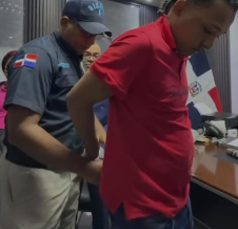 José Ramón Montero se entregó voluntariamente por el hecho.