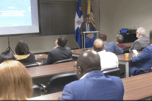 Funglode realiza conversatorio América Latina entre China y Taiwán
