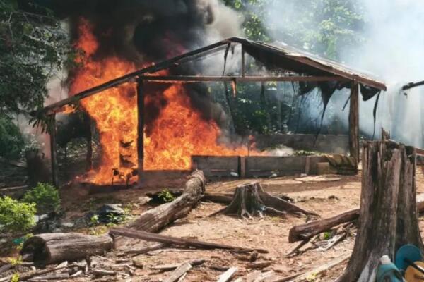 Nueve muertos tras explosión en un laboratorio de cocaína en Colombia