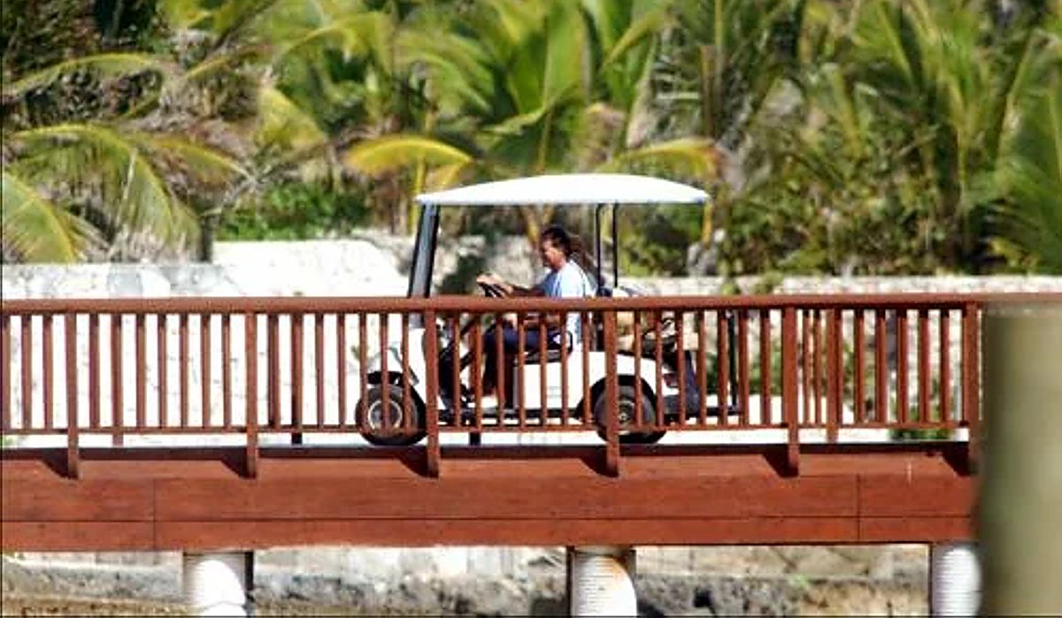 Un medio español asegura que Julio Iglesias se encuentra en Punta Cana.
