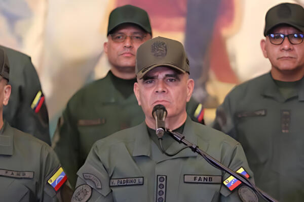 FANB llama a retomar actividades y respalda a Delcy Rodríguez