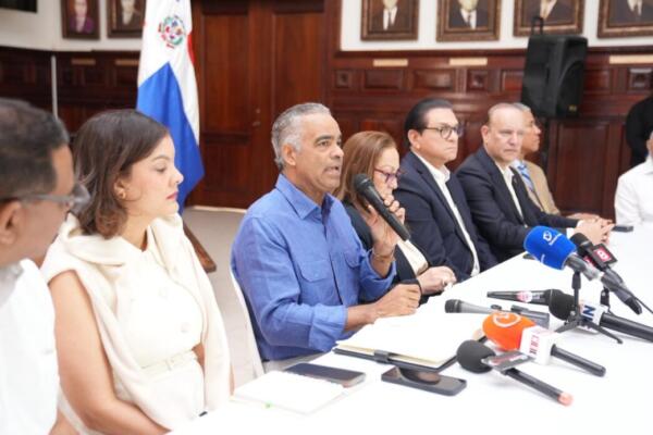 Autoridades aclaran que no existe plan de explotación minera en la cordillera septentrional
