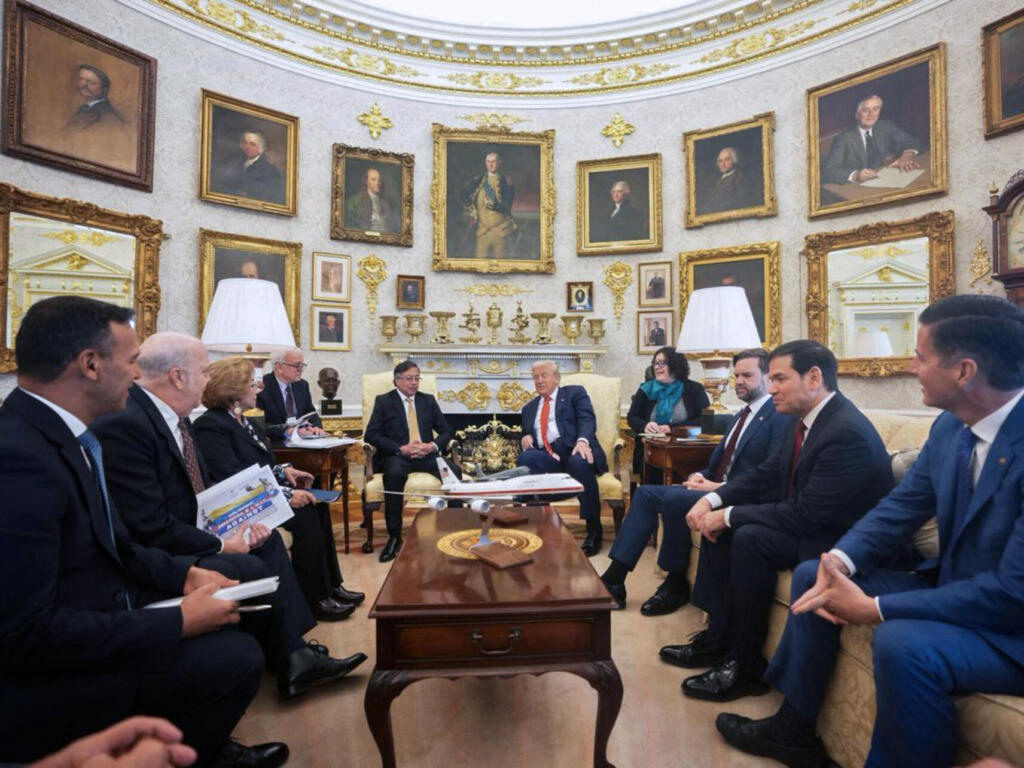 Trump y Petro durante reunión en la Casa Blanca