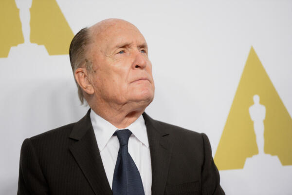 El actor estadounidense Robert Duvall, quien interpretó al elegante abogado de la mafia en 