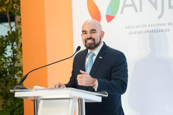 Asociación Nacional de Jóvenes Empresarios (ANJE) pide que los anuncios del presidente Luis Abinader se conviertan en reformas concretas que impulsen productividad y formalización.