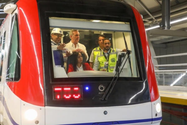 Abinader anunció este martes que la Línea 2C del Metro de Santo Domingo será inaugurado el próximo 24 de febrero.