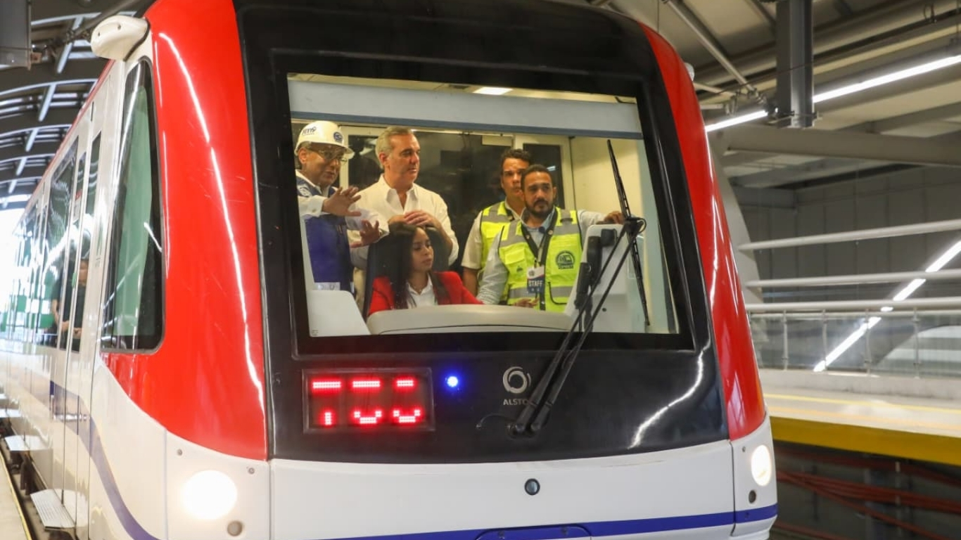 Abinader anunció este martes que la Línea 2C del Metro de Santo Domingo será inaugurado el próximo 24 de febrero.