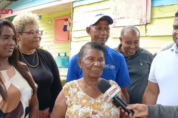 Alcalde Montaño entregará vivienda a mujer de 67 años.
