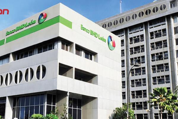 Representantes del Banco BHD y de los centros mipymes aliados durante la reunión anual, en la que se presentaron los resultados de 2025 y se reconoció a los centros con mejores logros en formación empresarial.