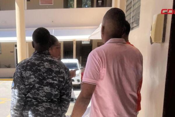 Palacio de Justicia de Barahona, donde un tribunal dictó sentencia de 15 años de prisión contra un hombre acusado de violar a una menor.