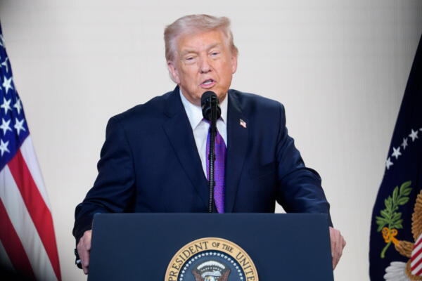 Donald Trump, presidente de Estados Unidos. EFE/AARON SCHWARTZ / POOL
