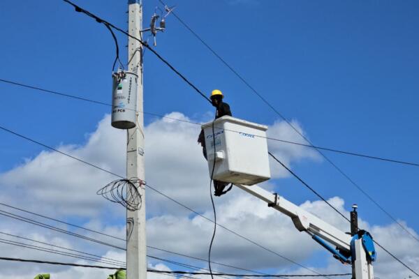 Edenorte fortalece redes eléctricas en comunidades de María Trinidad Sánchez y Hermanas Mirabal