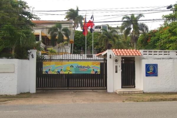 Califican como paso positivo reanudación de servicios consulares entre República Dominicana y Venezuela