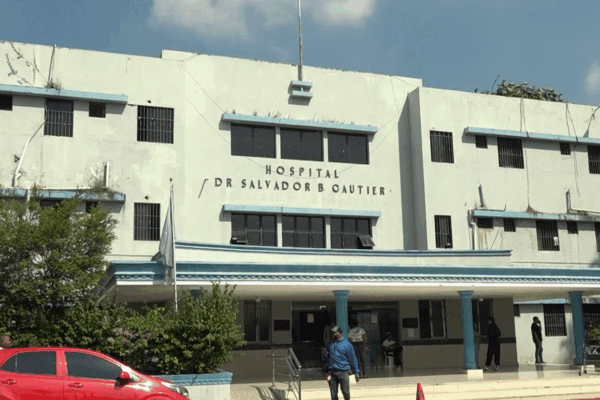 CMD pide investigar destitución de director del Hospital Salvador B. Gautier