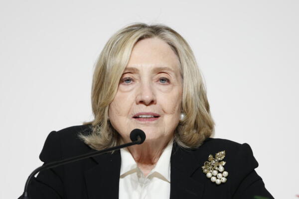 Fotografía de archivo de la exsecretaria de Estado de EE.UU. Hillary Clinton. EFE/RODRIGO REYES MARIN