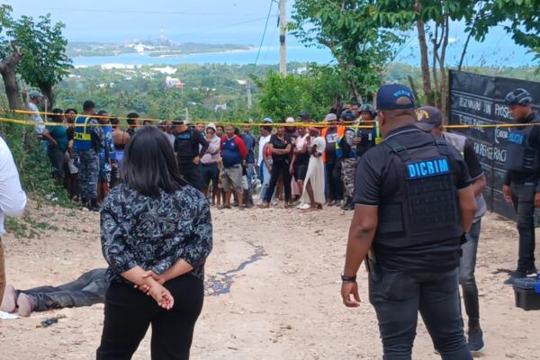 Un hombre se quitó la vida de un disparo en la cabeza en un hecho registrado la tarde de este sábado en Barahona.