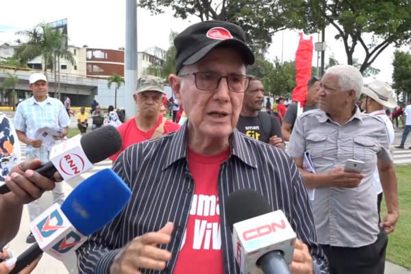 Narciso Gonzales, dirigente de grupo de izquierda, expresó su rechazo al apoyo del gobierno dominicano a determinadas políticas de los Estados Unidos.