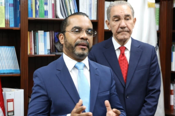 Este martes el ingeniero Jimmy Rosario Bernard tomó posesión como máxima autoridad académica del Instituto Tecnológico de Las Américas (ITLA).