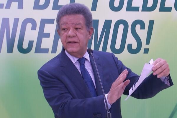 Leonel Fernández afirmó que deuda, inflación y obras inconclusas evidencian debilidades del gobierno de Luis Abinader.